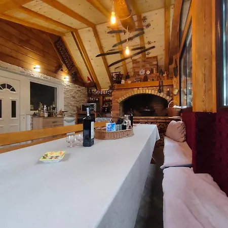 Praska Zima Apartment